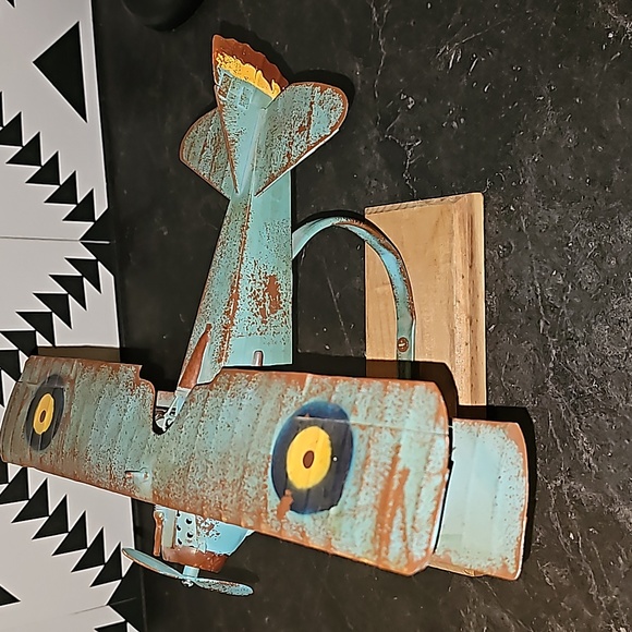 Vintage tin handmade single pilot wwii military airplane blue on stand unique! - Picture 3 of 5